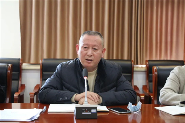 市古鎮(zhèn)投資公司召開春節(jié)期間疫情防控、矛盾糾紛排查和安全生產(chǎn)工作部署會
