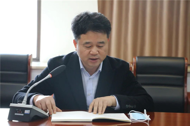市古鎮(zhèn)投資公司召開春節(jié)期間疫情防控、矛盾糾紛排查和安全生產(chǎn)工作部署會