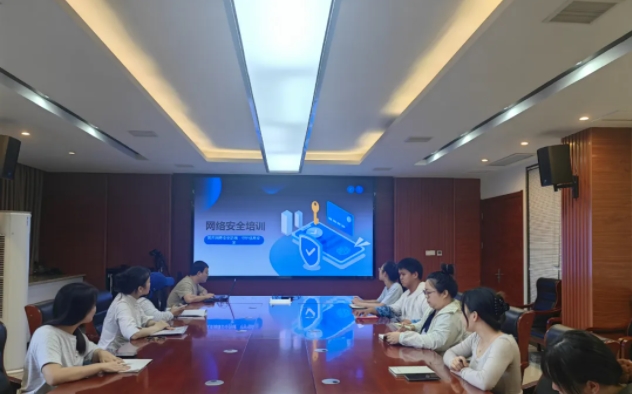 市古鎮(zhèn)投資公司開展“2025年國家網(wǎng)絡(luò)安全宣